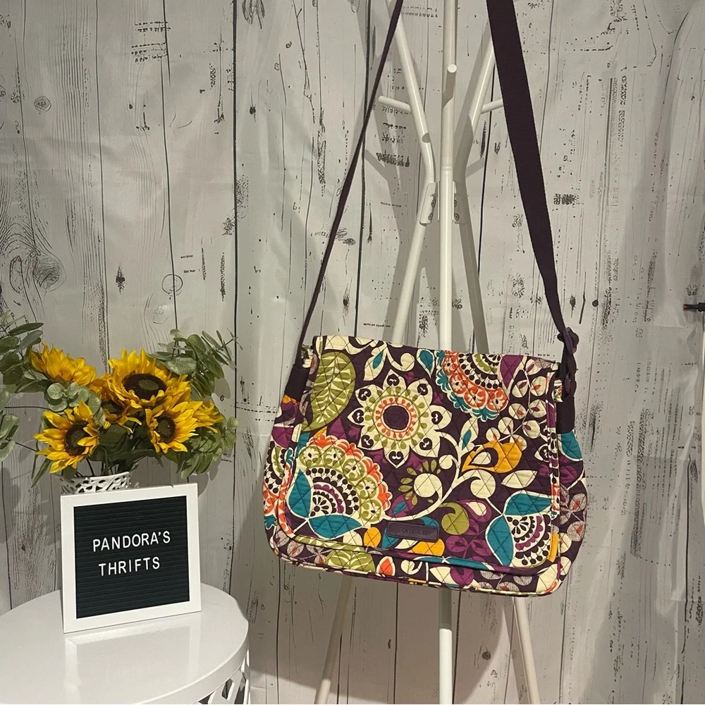 Vera Bradley Laptop messenger bag. Preowned